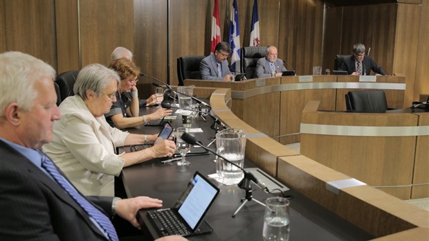Claude Morin prône un regroupement de services entre Saint-Georges et des villes avoisinantes