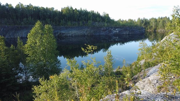 Normand DeLessard présente le lac Boston à Sacré Coeur-de-Jésus